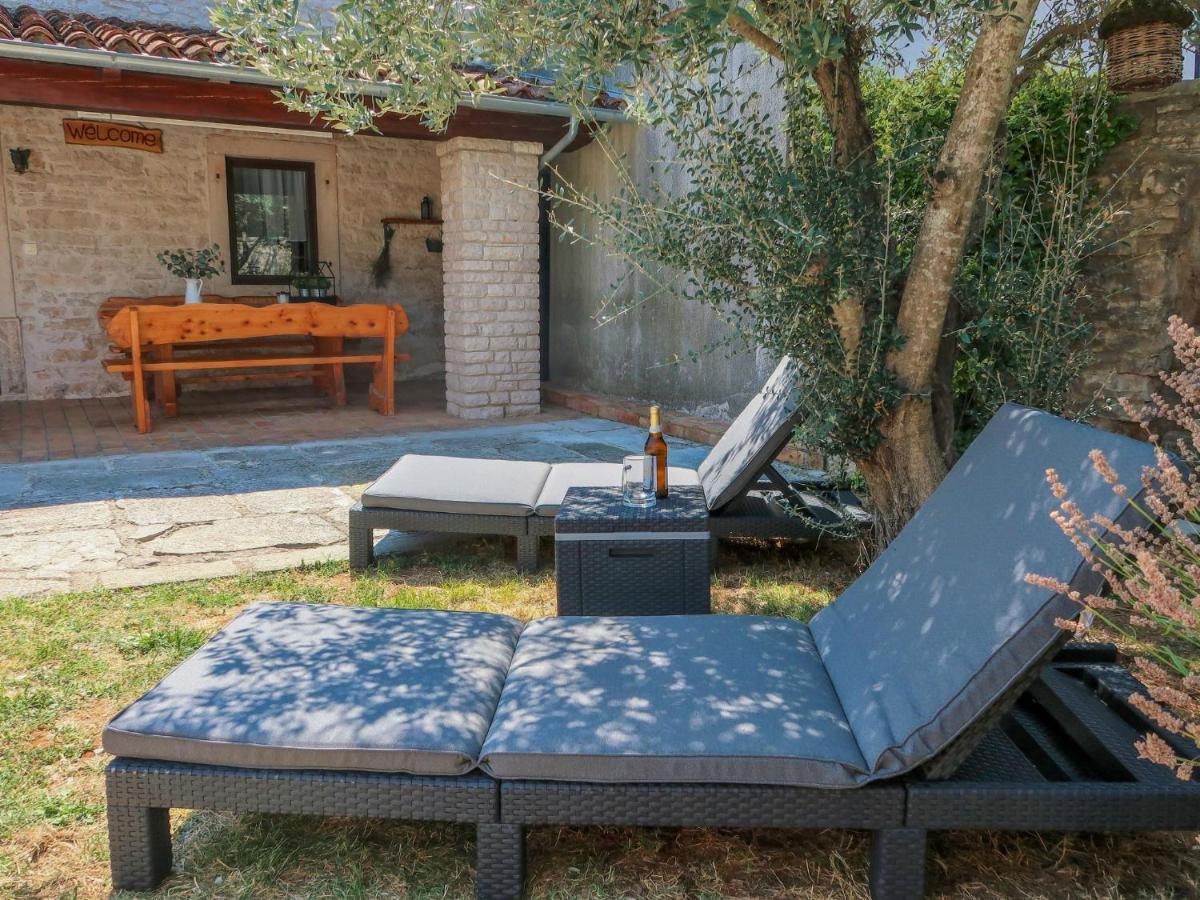 Holiday Home Lara - Lbn362 By Interhome Barban Екстериор снимка